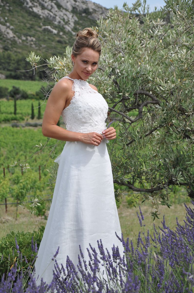 Robe de mariée en lin et macramé