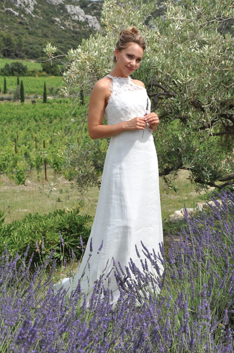 Robe de mariée en lin et macramé