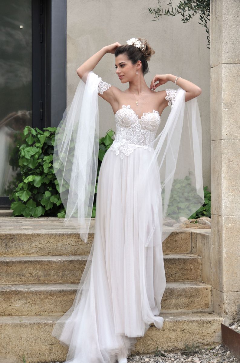 Robe de mariée bohème avec manches longues