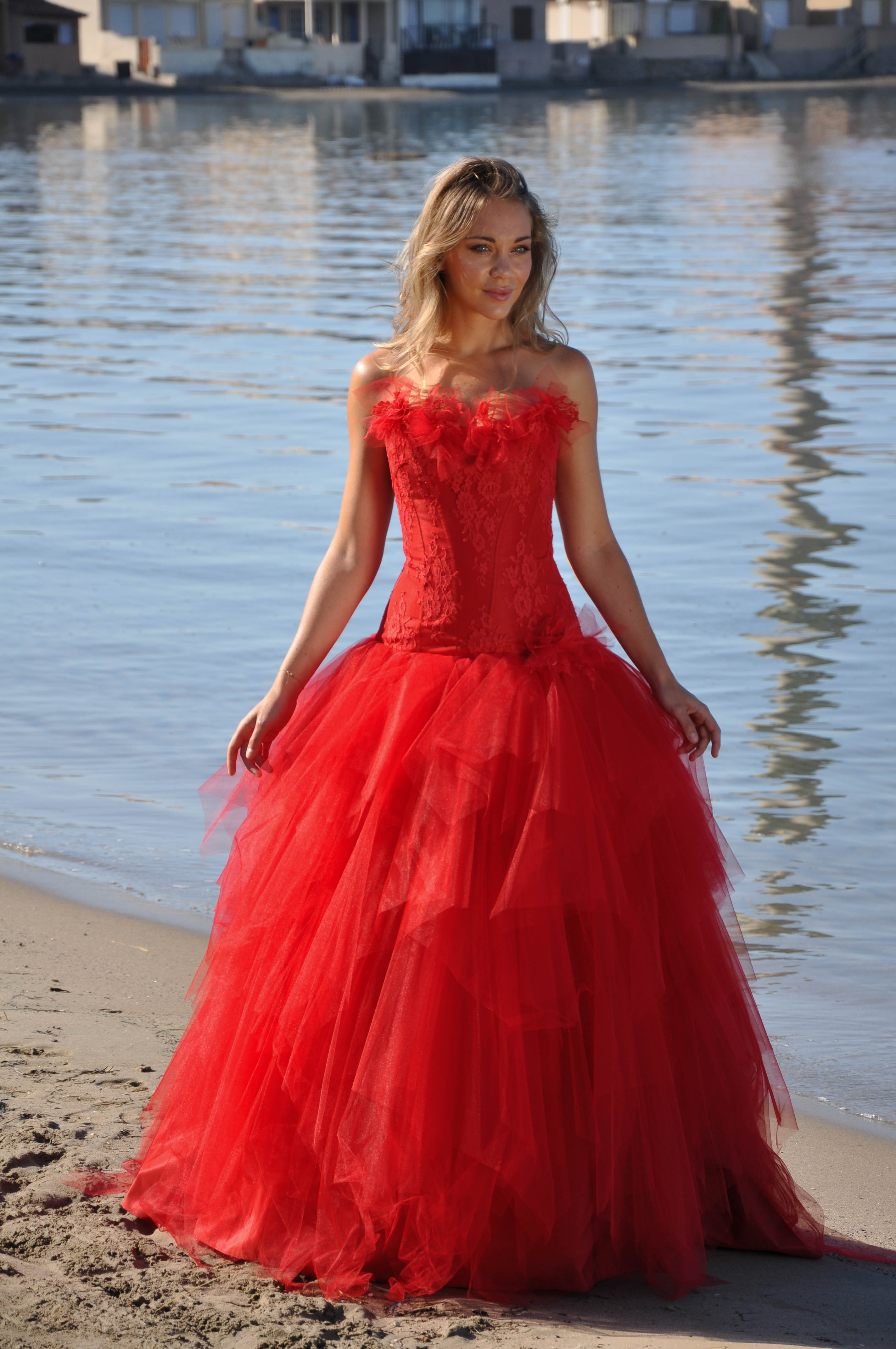 Wedding dress red